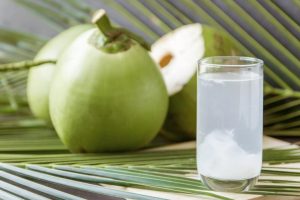 Nước dừa mang lại nhiều lợi ích cho sức khỏe. Nguồn ảnh: Internet